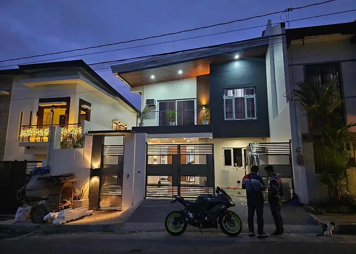 Entire Greenview Executive Village 3 Bedroom